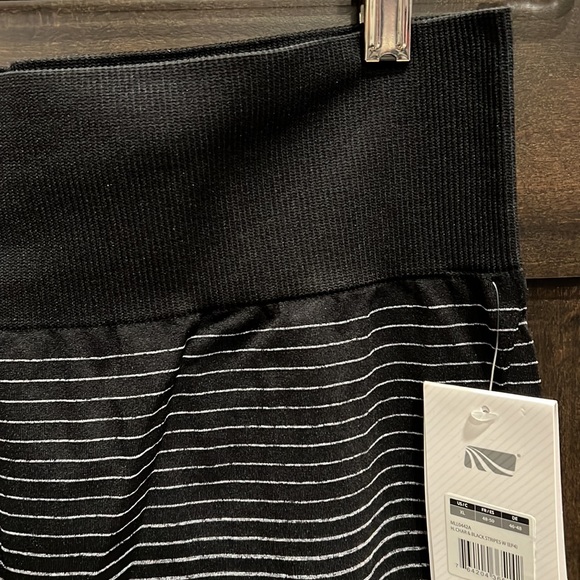 Marika 27” Seamless High Waist Dip Dye Leggings Size XL Charcoal, Navy Black NWT - Picture 6 of 8